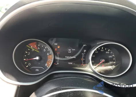 2018 Jeep Compass Latitude z USA, uszkodzony, nr VIN 3C4NJCBB5JT468555